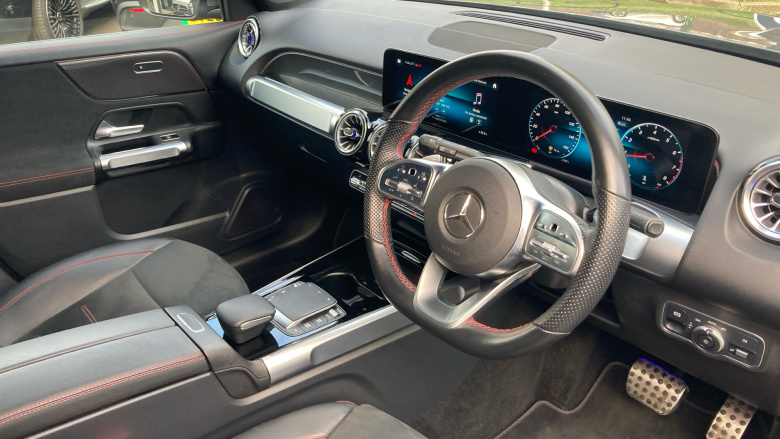 Mercedes-Benz GLB 200 AMG Line Premium 5dr 7G-Tronic Petrol Estate